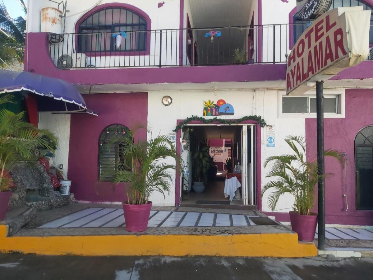Hotel Ayalamar Манзанило Екстериор снимка